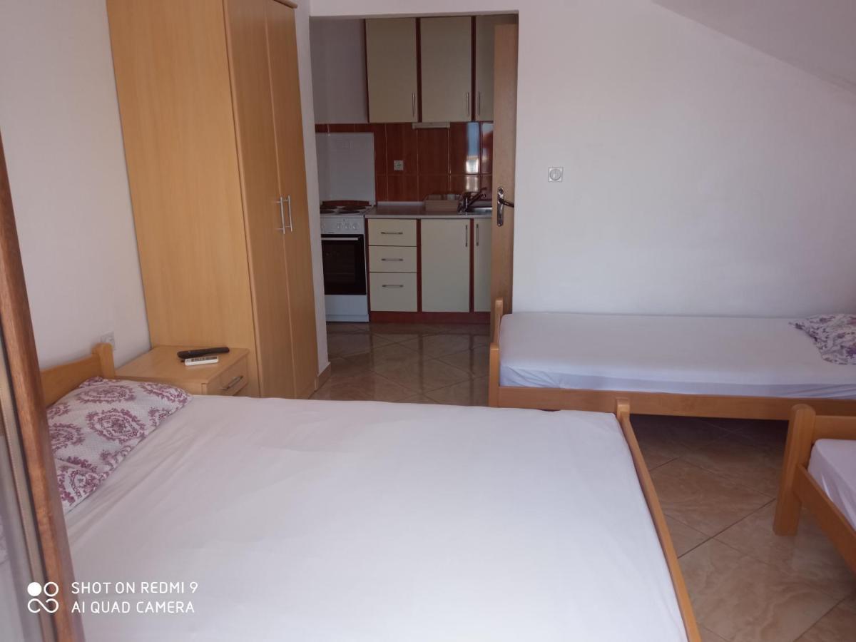 Apartments Petrovic Tivat Exterior foto